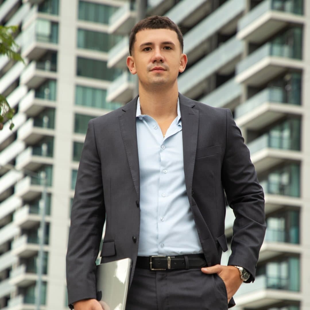 Ignacio Parras — Agente Inmobiliario